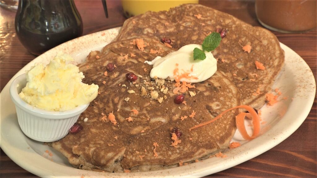 Carrot cake pancakes