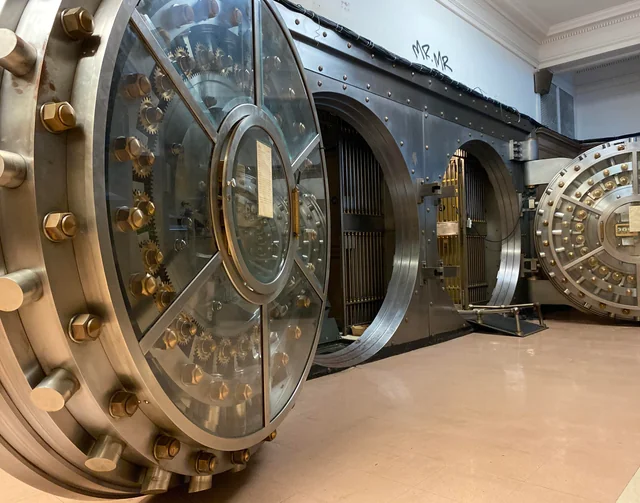 double vault